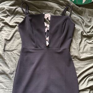 Elegant Black Sleeveless Dress